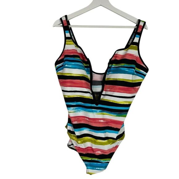 Miraclesuit One-Piece Swimsuit size 16 Zip Front - Picture 2 of 9